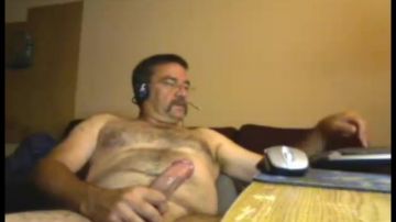 Lonely daddy cumming after a self-handjob
