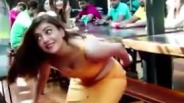 Vertical images for a sexy girl