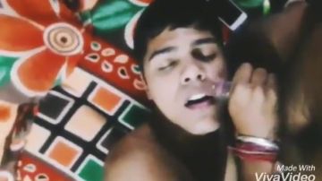 Indian man gets cum on face