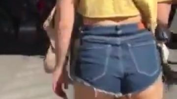 Tight asses in skirts