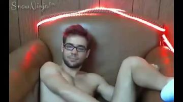 Gorgeous young hunk solo show